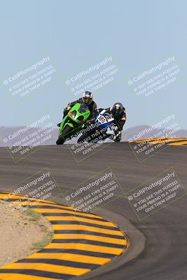 media/Oct-09-2022-SoCal Trackdays (Sun) [[95640aeeb6]]/Turns 9 and 10 (1050am)/